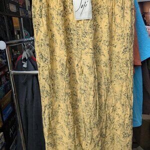 NWT Soji Yellow and Navy Floral Print Wide Leg Pants Size M.
